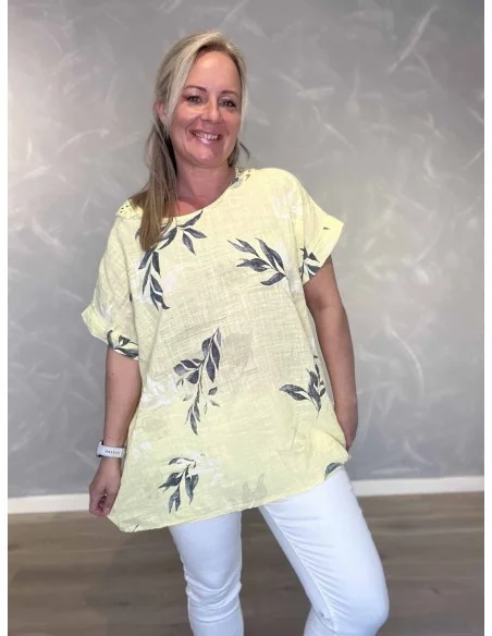 Gul bluse med bladprint og broderet ryg til kvinder – TIPPY Collection