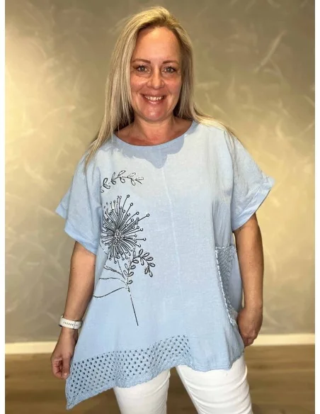 Sky tunika med similisten blomst til kvinder – TIPPY Collection