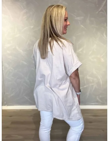 Bagside af sand tunika med asymmetrisk kant – TIPPY