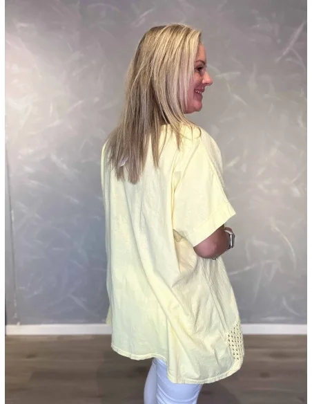 Bagside af gul tunika med asymmetrisk kant – TIPPY