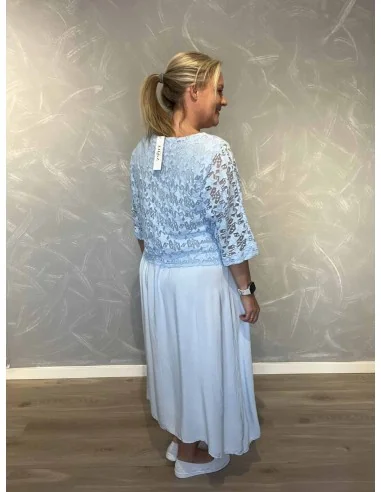 Bagside af sky kjole med blonde overdel – TIPPY