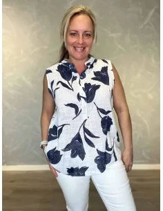 Ærmeløs skjorte bluse med navy tulipan print til kvinder – TIPPY Italian Select