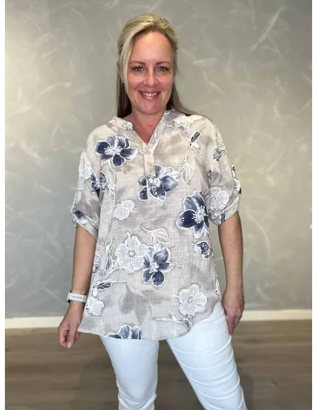 Sand skjorte bluse med blå blomsterprint og kinakrave til kvinder – TIPPY Italian Select