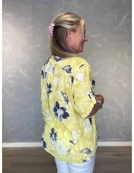Bagside af gul skjorte bluse med blomsterprint til kvinder – TIPPY