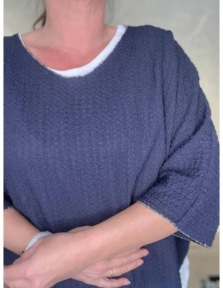 Sølvtråd ved hals og ærmer på bluse – TIPPY