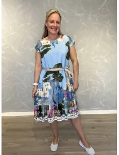 Kjole med sky byprint og taljebånd til kvinder – TIPPY Collection