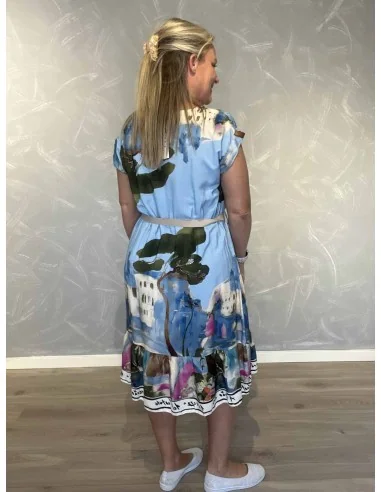 Bagside af kjole med byprint – TIPPY