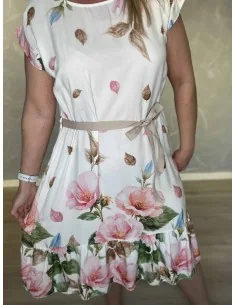 Kjole med rosa blomsterprint og taljebånd til kvinder – TIPPY Collection 2