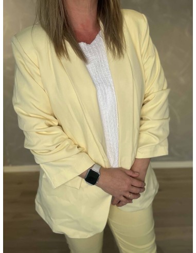 Rynkede ærmer og pyntelommer på blazer – TIPPY