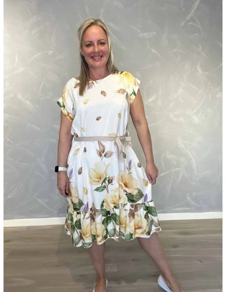 Kjole med gult blomsterprint og taljebånd til kvinder – TIPPY Collection