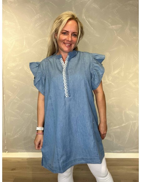 Denim blå kjole med flæseærmer til kvinder – Design by TIPPY