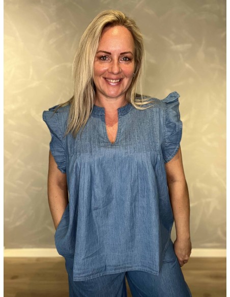 Denim blå bomuldsbluse med flæseærmer til kvinder – Design By TIPPY