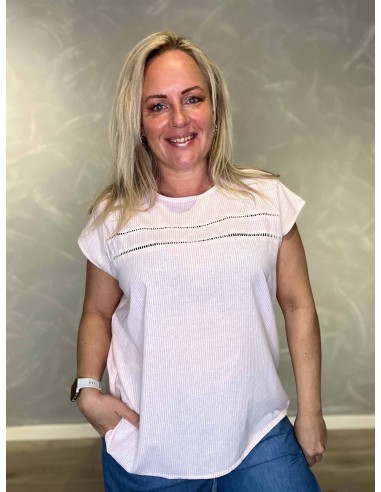 Rosa stribet bomuldsbluse med hulmønster til kvinder – Design By TIPPY
