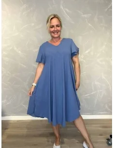 Jeans blå kjole med v-hals og flagermusærmer til kvinder – TIPPY Collection