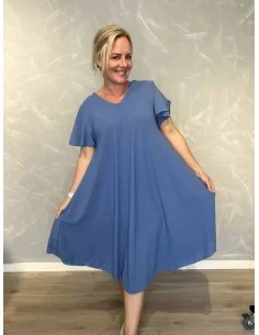 Jeans blå kjole med v-hals og flagermusærmer til kvinder – TIPPY Collection 2