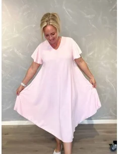 Rosa kjole med v-hals og flagermusærmer til kvinder – TIPPY Collection 2