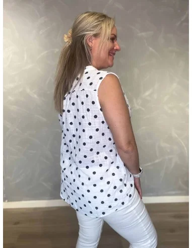 Bagside af hvid prikket skjorte bluse til kvinder – TIPPY