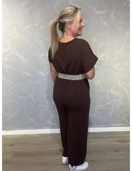 Bagside af brun buksedragt til kvinder – TIPPY