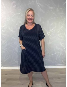 Navy stribet kjole i viskose med lommer – Tippy Italian Select TIPPY