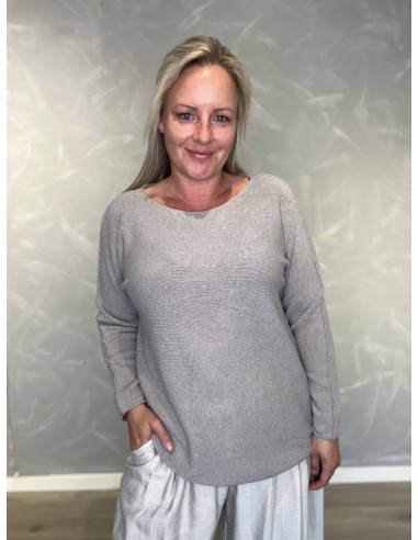 Grå sommerstrik i viskosemix med sømløse kanter – Tippy Collection TIPPY