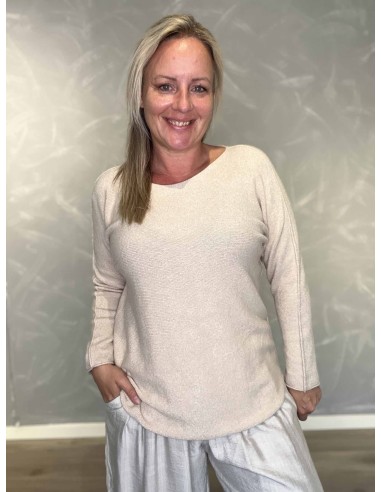 Beige sommerstrik i viskosemix med sømløse kanter – Tippy Collection TIPPY
