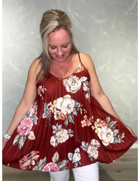 Blomsterprint på bordeaux plissé stroptop – TIPPY