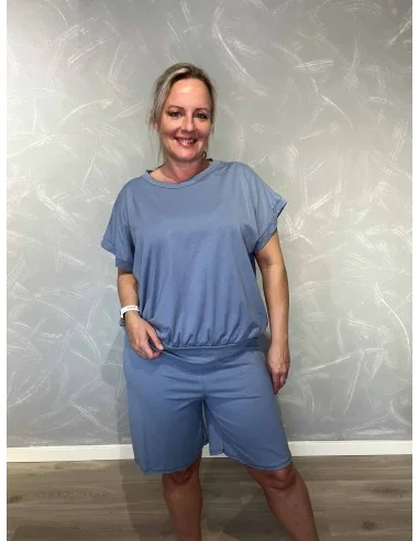 Blåt sæt i bomuld med elastan med shorts og bluse – TIPPY Collection TIPPY