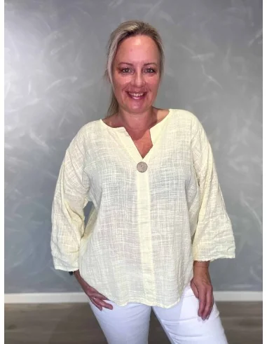 Gul bluse i bomuld med knap – TIPPY Collection TIPPY