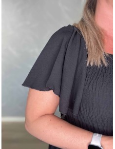 Sort kjole i polyester med smock og flæseærmer – TIPPY Collection TIPPY 2