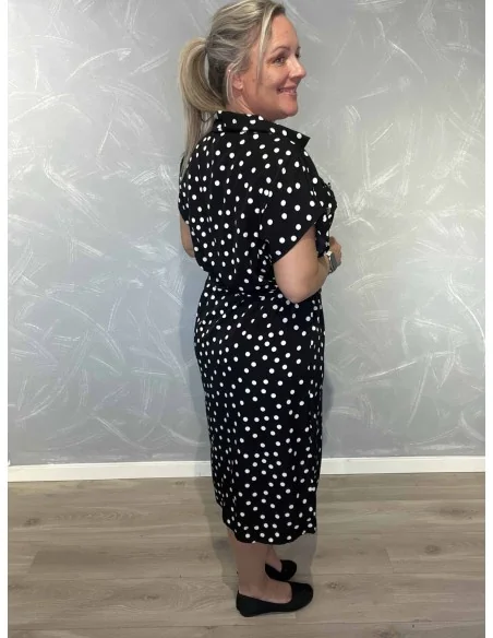 Bagside af sort skjortekjole til kvinder – TIPPY
