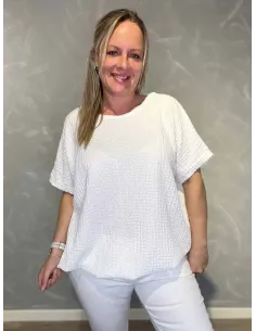 Hvid bluse med struktur og elastik til kvinder – TIPPY Collection
