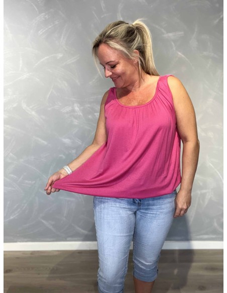 Elastik forneden på pink top – TIPPY