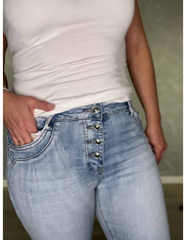 Knaplukning på lys denim knickers – TIPPY