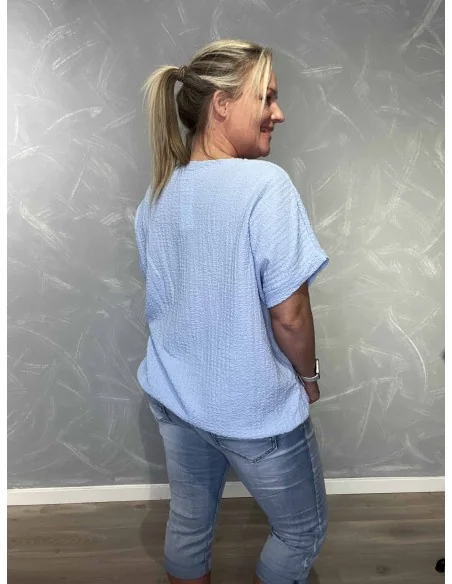 Bagside af sky bluse til kvinder – TIPPY