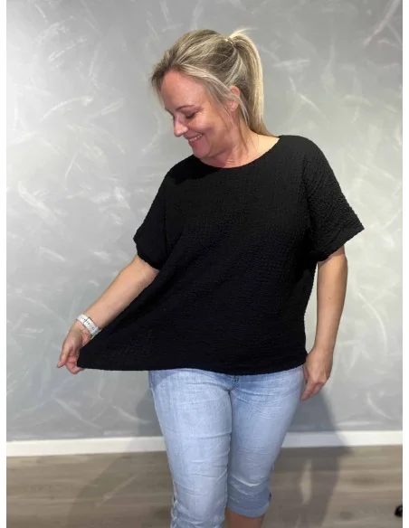 Sort bluse med struktur og elastik til kvinder – TIPPY Collection