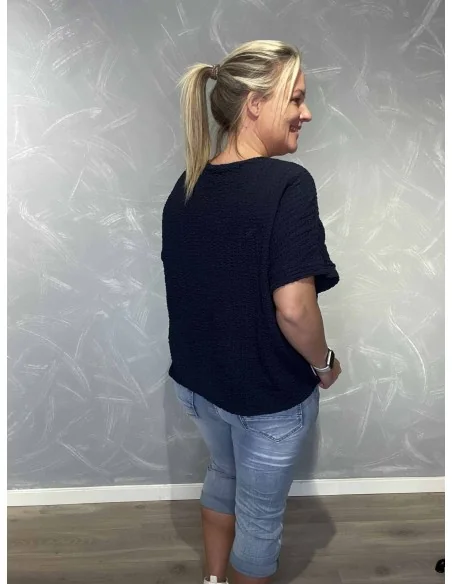 Bagside af navy bluse til kvinder – TIPPY