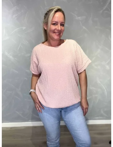 Rosa bluse i viskose med struktur og elastik – TIPPY Collection TIPPY