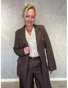 Brun blazer jakke i polyester og elastan med enkel knap – TIPPY Collection TIPP