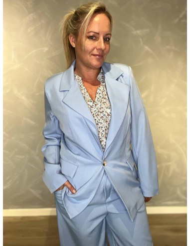 Enkel knap og pyntelommer på sky blazer jakke – TIPPY