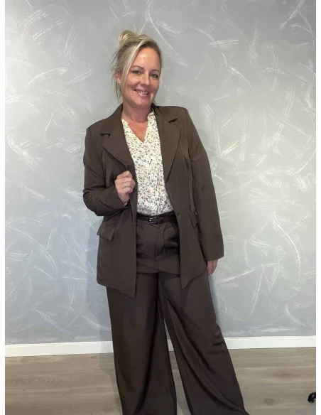 Brune blazer bukser i polyester med bælte og vide ben – TIPPY Collection TIPPY