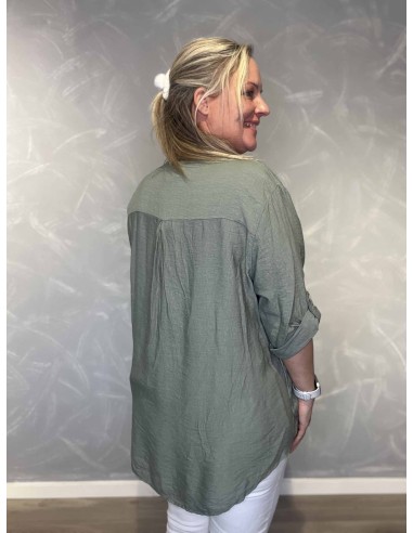 Bagside af khaki bluse til kvinder – TIPPY