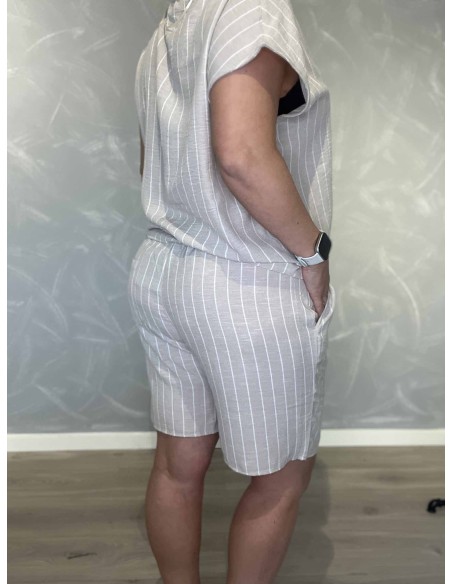 Bagside af sand stribede shorts til kvinder – TIPPY