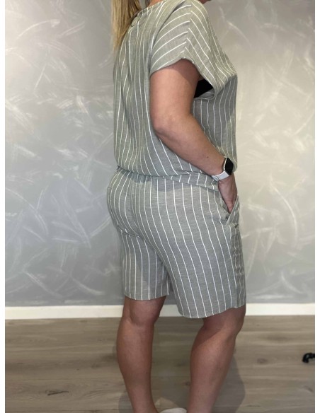 Bagside af khaki shorts til kvinder – TIPPY