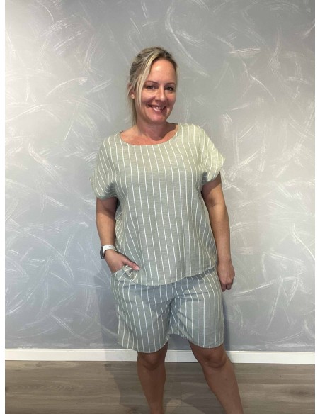 Khaki shorts i polyester med striber, elastik og pynte snøre – Design by TIPPY