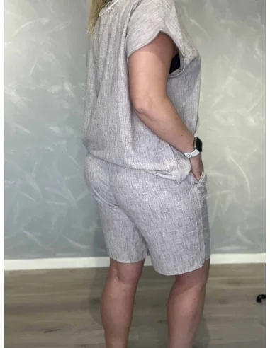 Bagside af grå melange shorts til kvinder – TIPPY