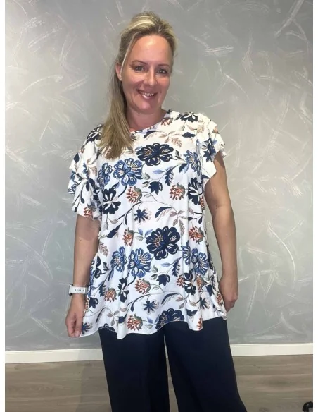 Navy sæt i viskose med blomsterbluse og vide bukser – TIPPY Italian Select TIPPY