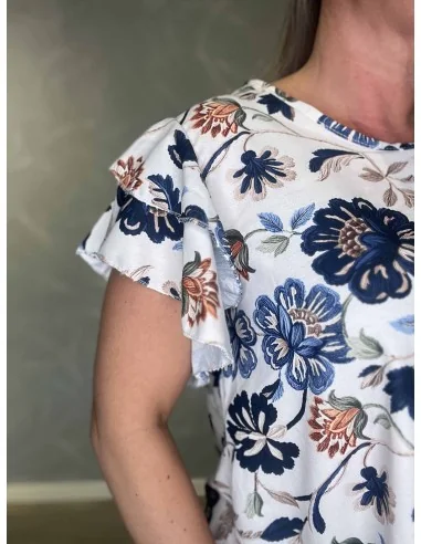 Flæseærmer på blå blomsterbluse – TIPPY