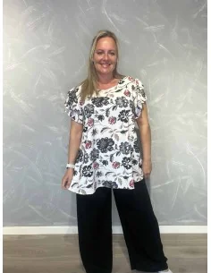 Sort sæt i viskose med blomsterbluse og vide bukser – TIPPY Italian Select TIPPY