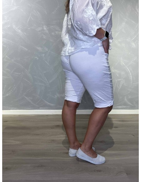 "Bagside af hvid shorts til kvinder – TIPPY