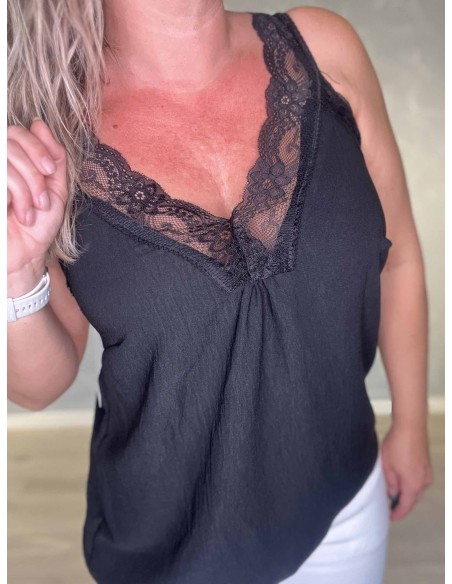 Blondekant på sort top – TIPPY Italian Select